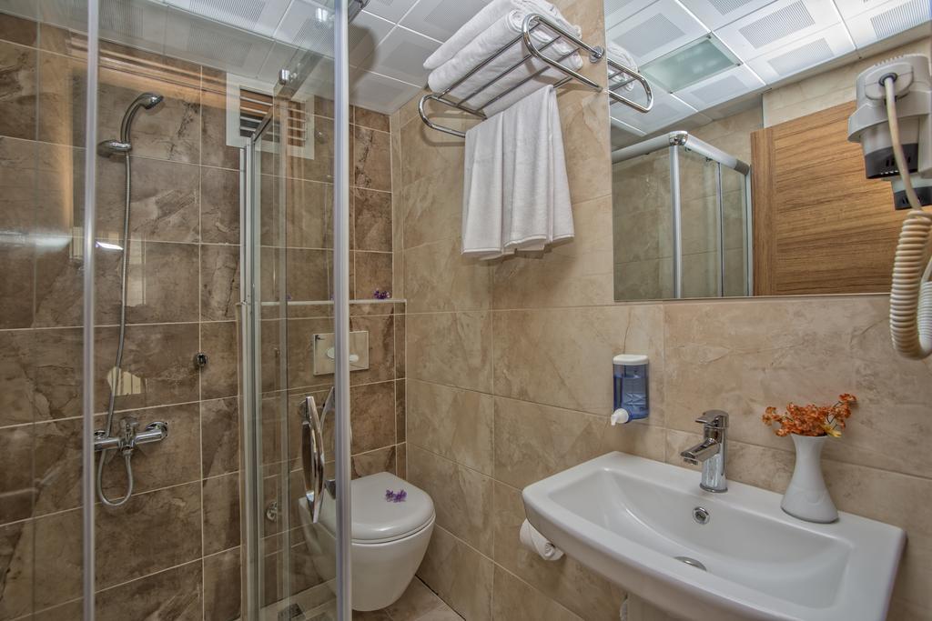 Otel Mandalin